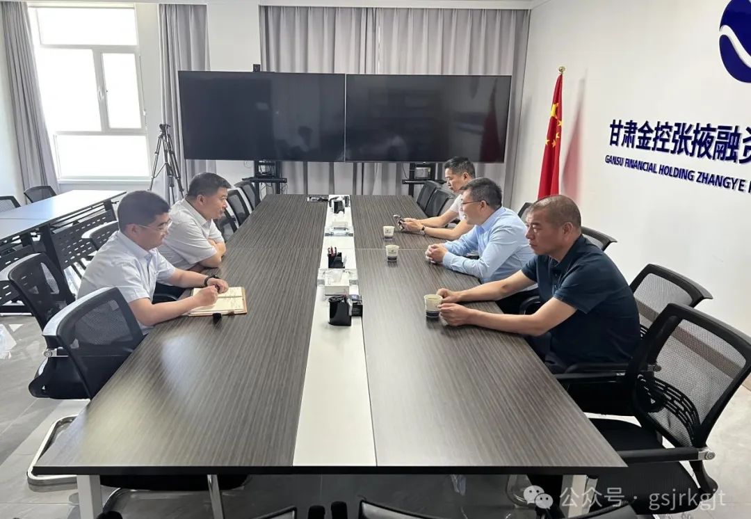 29D64E2B58902187F64A2A9B42B_CA076538_1D393