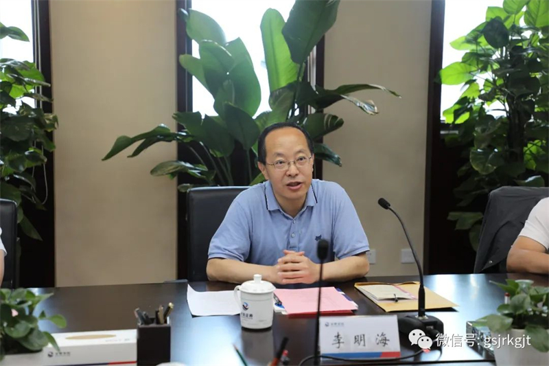 A4DED9B98ACBF918A7BEB690C1F_3D33B707_55602