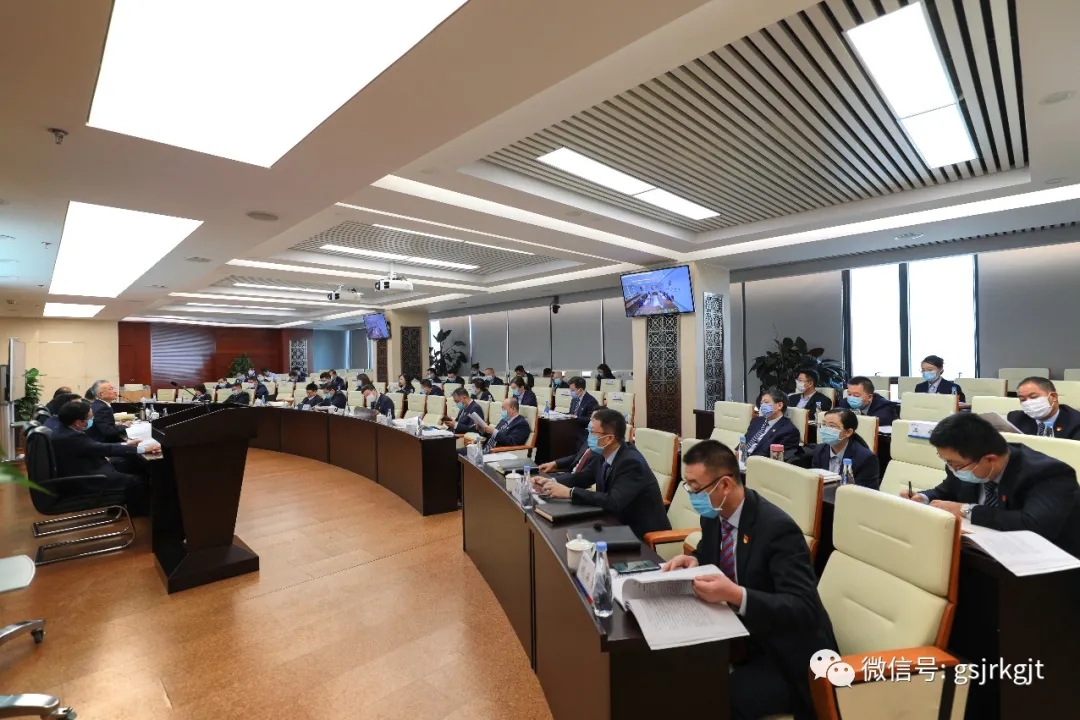 71695352C1D702B03252337496A_40D8010F_6CE15