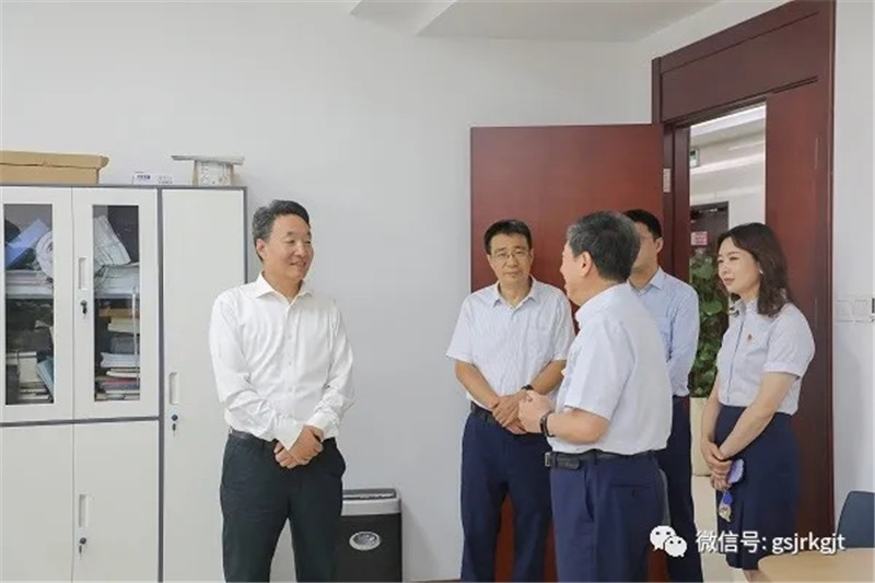 BACAFD394059A909CF10CD281A8_893C9FD1_13ADE