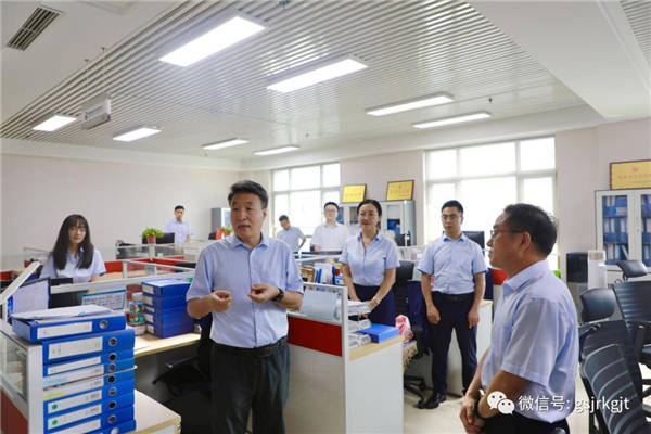 4F18F3D303659F5359C3597F14D_92B4E4CD_B5D6