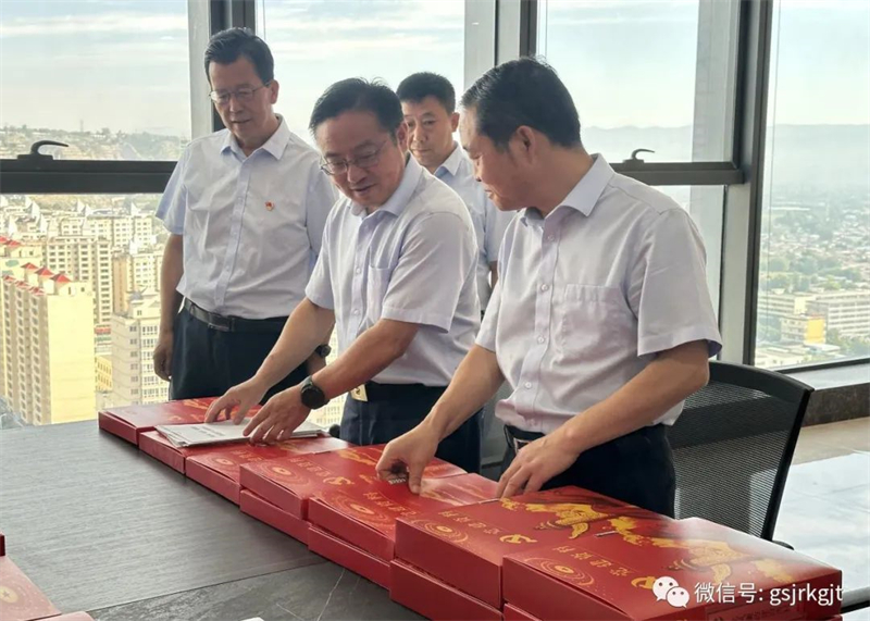 5B5C9E55E3B3FFAA1A2C7345BA0_8DA055D2_67174