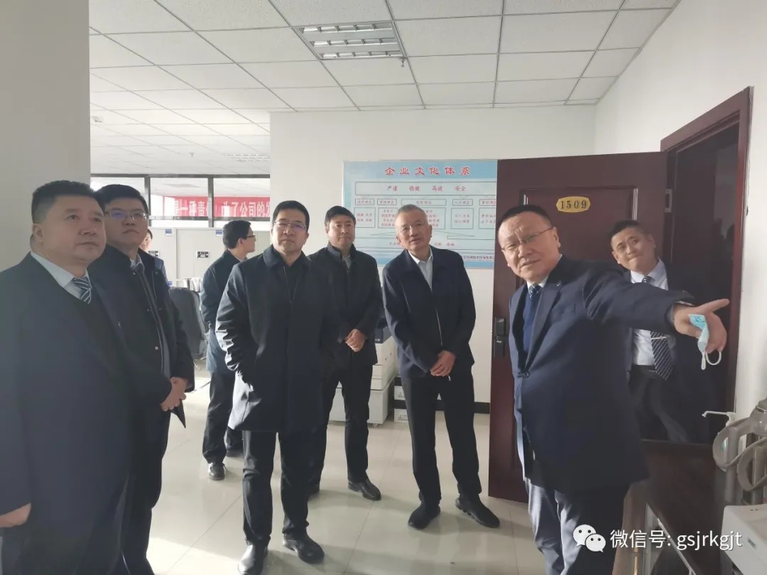 CF3F98EE038194A908006E0C322_551AE94B_50EB7