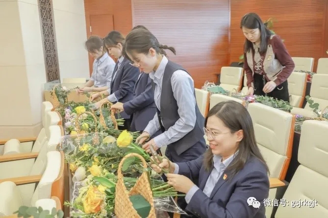 19B23212EB9482E37330F095341_52AA7826_3280D