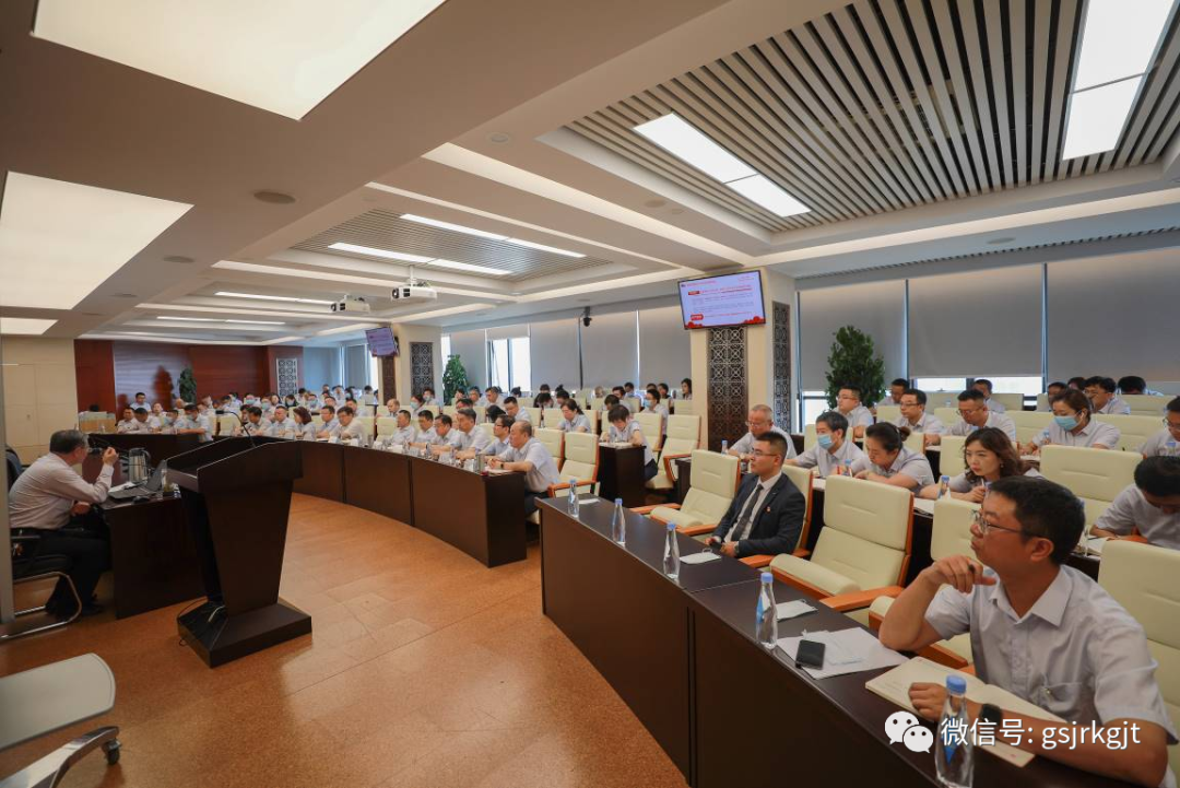 BC09FDDB7231C3ECA4115897975_CCF8D3A5_EC772