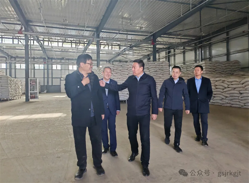 40B41340E48FA13B5C49E1FADBA_90836BAB_713E2